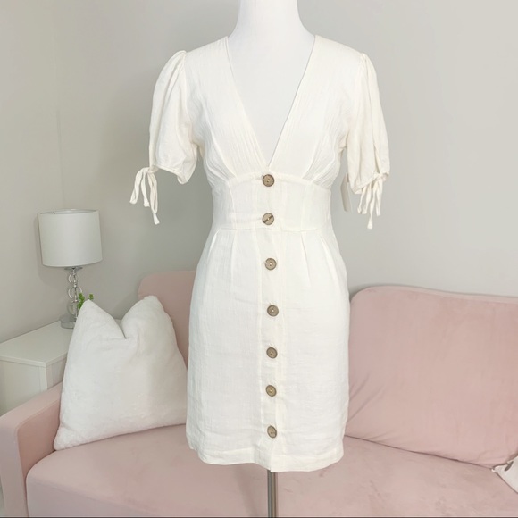 4SI3NNA Alexis Button Front Dress in Cream - Picture 2 of 11